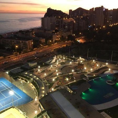 דירות בנידורם Sunset Drive, Cerca De La Playa Poniente מראה חיצוני תמונה