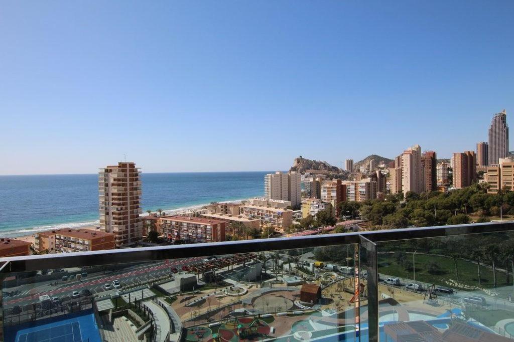 דירות בנידורם Sunset Drive, Cerca De La Playa Poniente מראה חיצוני תמונה
